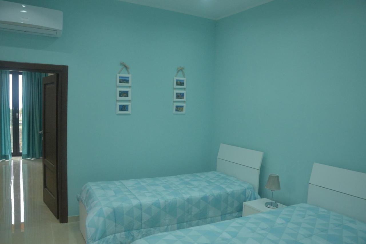 Decumano Massimo Bed & Breakfast Ercolano Ngoại thất bức ảnh