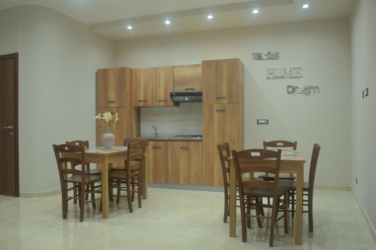 Decumano Massimo Bed & Breakfast Ercolano Ngoại thất bức ảnh