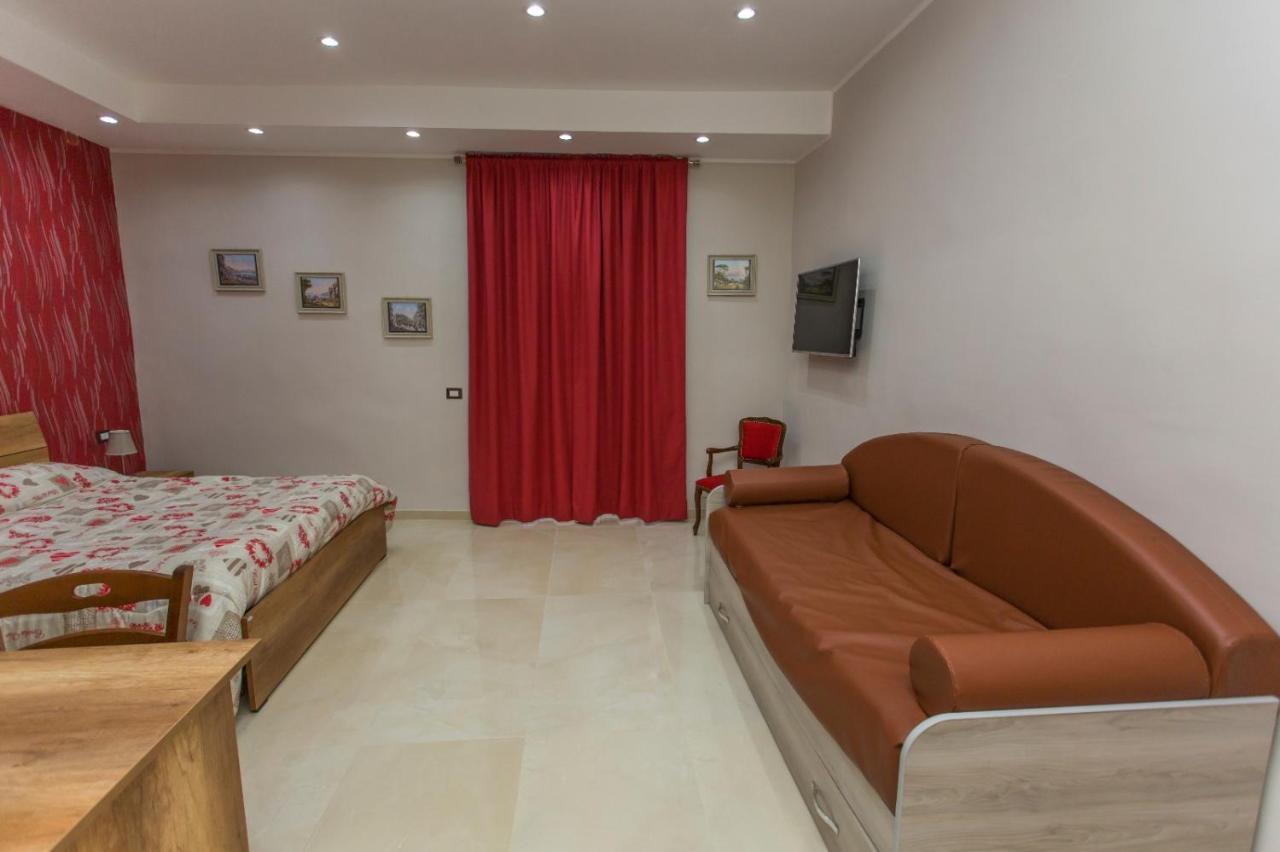 Decumano Massimo Bed & Breakfast Ercolano Ngoại thất bức ảnh